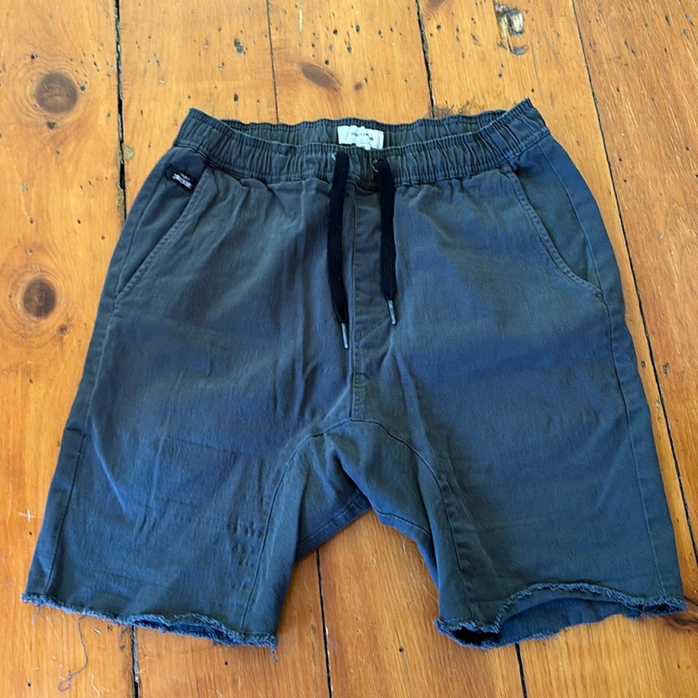 Project Zanerobe short